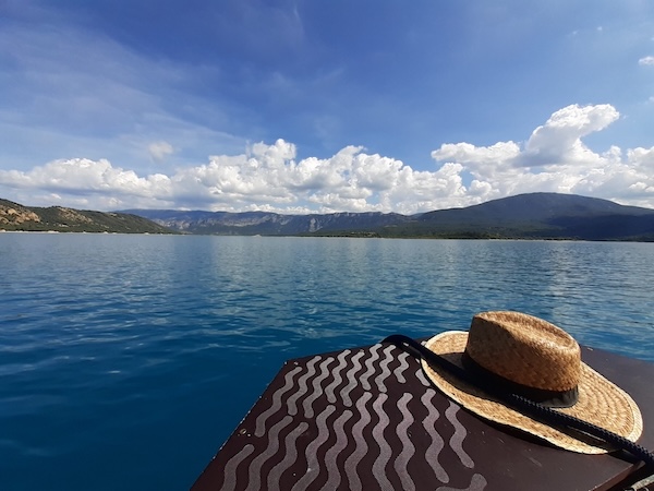Lac de Sainte-Croix eaux turquoise Verdon